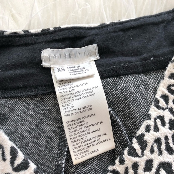 UO Cooperative cheetah print mini skirt - Picture 3 of 3